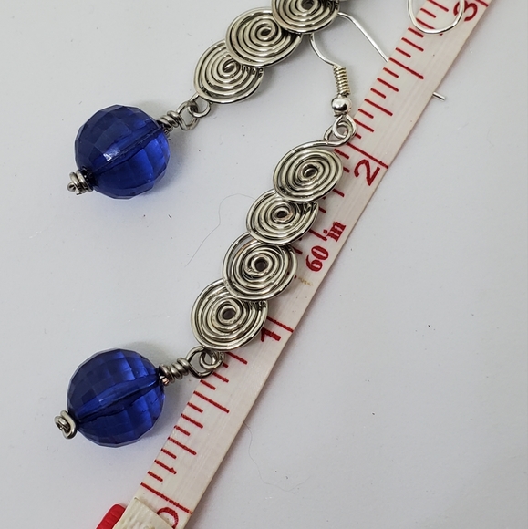Wire Swirl Dangle Earrings - Picture 3 of 3